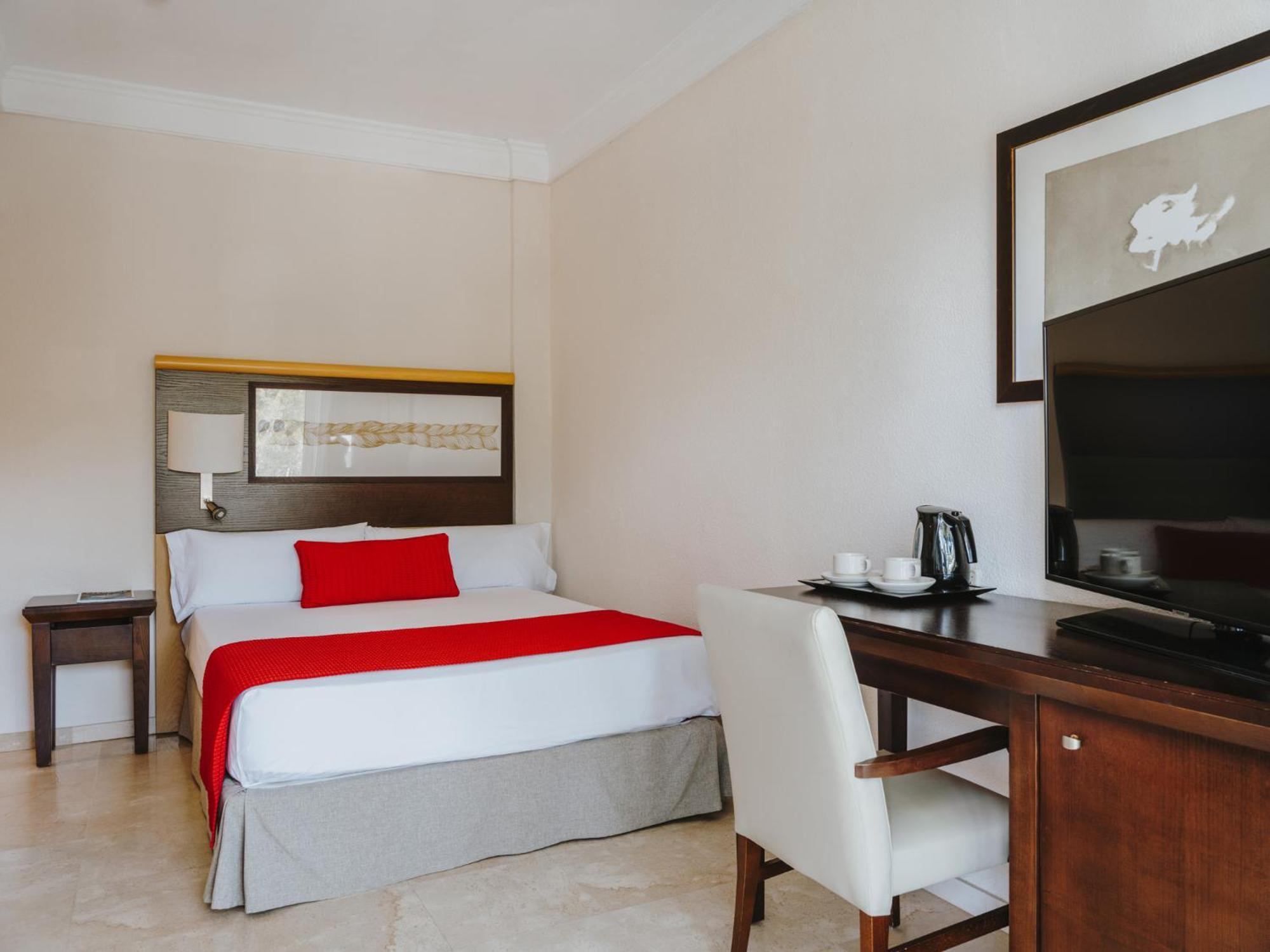 Grupotel Aguait Resort & Spa - Adults Only Cala Ratjada  Luaran gambar